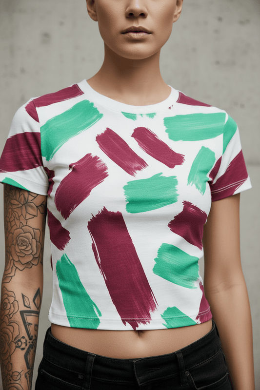 Camiseta Crop Contraste Vivo - CRYPTIC NINE WEAR SHOP